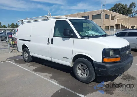2005 Chevrolet Express из США, поврежденный, VIN 1GCGG25VX51236876